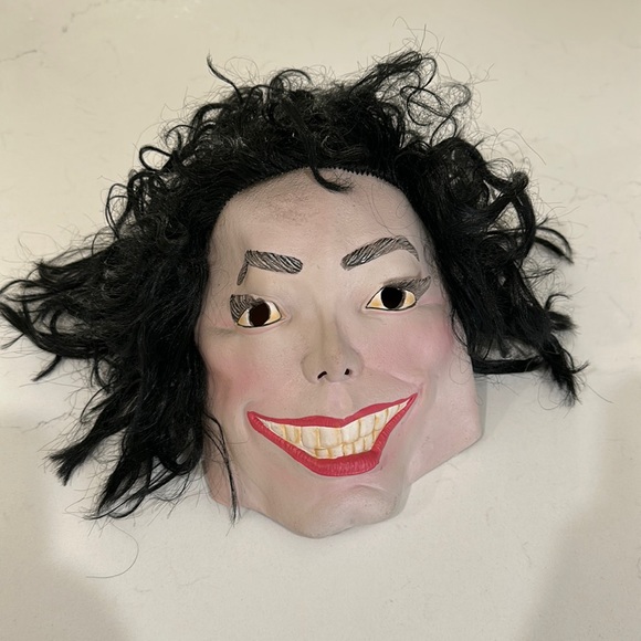 Michael Jackson Costume Mask - Picture 2 of 3